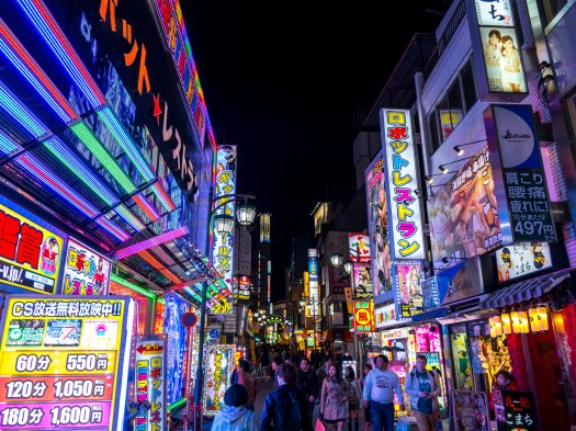 on the way to robot resto